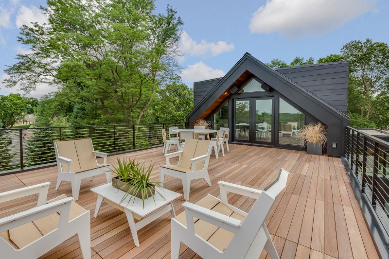 Cost of Deck Construction — Cost of Deck Construction